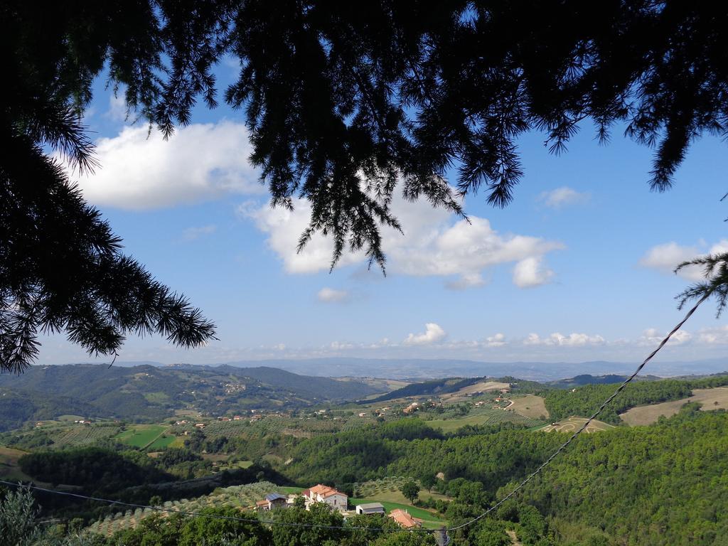 La Corte Dei Banchetti Gualdo Cattaneo Exterior foto