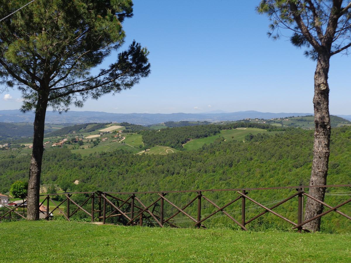 La Corte Dei Banchetti Gualdo Cattaneo Exterior foto